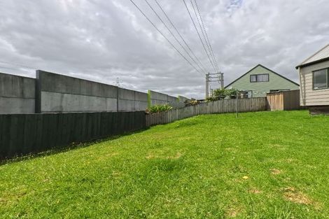 Photo of property in 278 Triangle Road, Massey, Auckland, 0614