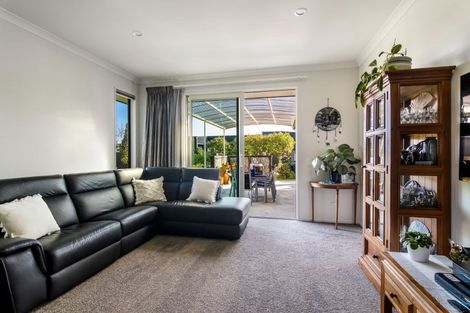 Photo of property in 10 Harold Place, Stoke, Nelson, 7011