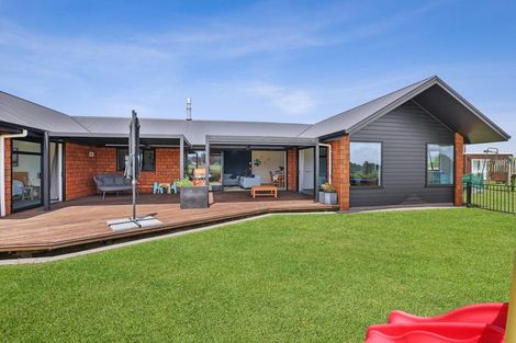 Photo of property in 26 Burwood Road, Burwood, Christchurch, 8083