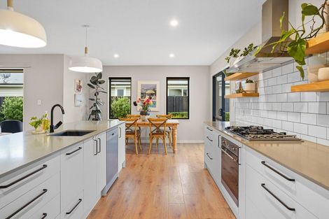Photo of property in 4 Papawai Drive, Rangiora, 7400