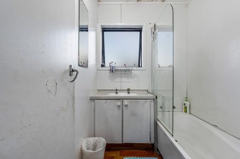 Photo of property in 7 Fernhaven Place, Massey, Auckland, 0614