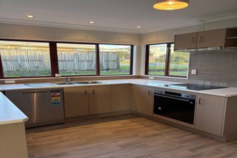 Photo of property in 8 Marram Place, Mangawhai Heads, Mangawhai, 0505