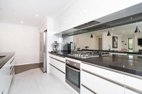 Photo of property in 6 Ngaio Street, West End, Palmerston North, 4412