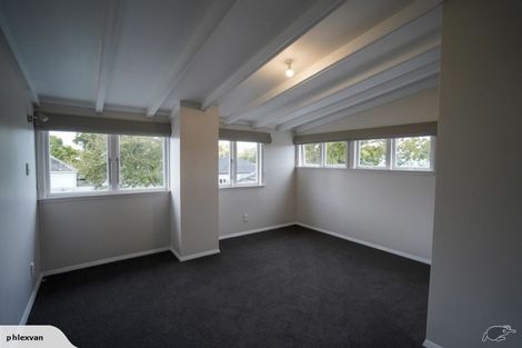 Photo of property in 324 College Street, West End, Palmerston North, 4410