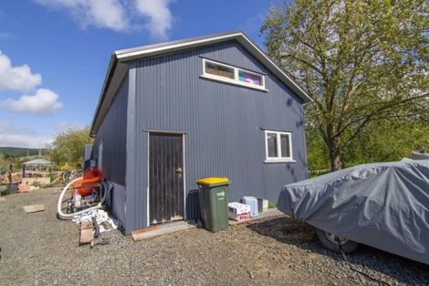 Photo of property in 613 Inland Road, Helensville, 0875