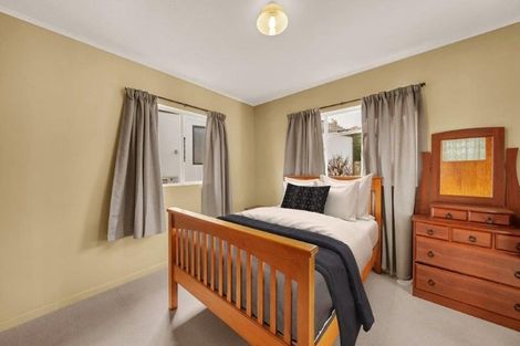 Photo of property in 28 Russley Road, Russley, Christchurch, 8042