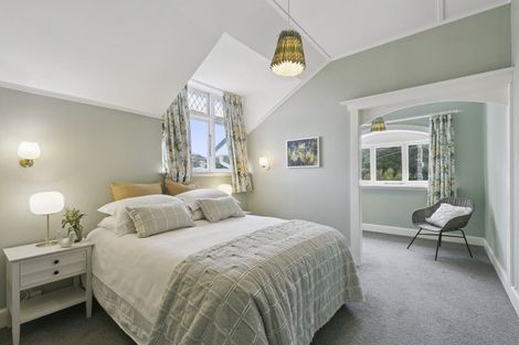Photo of property in 255 The Parade, Island Bay, Wellington, 6023