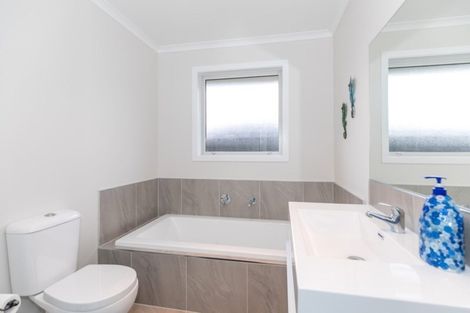 Photo of property in 31 Ladeira Place, Fitzroy, Hamilton, 3206