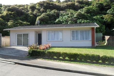 Photo of property in 130 Awarua Street, Ngaio, Wellington, 6035