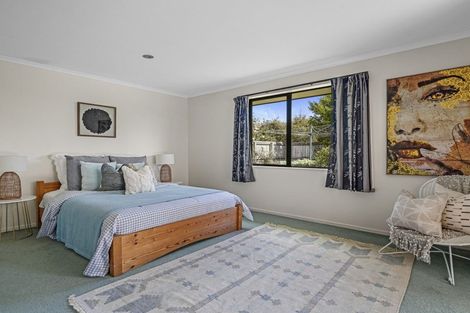 Photo of property in 18 Parkside Crescent, Northwood, Christchurch, 8051