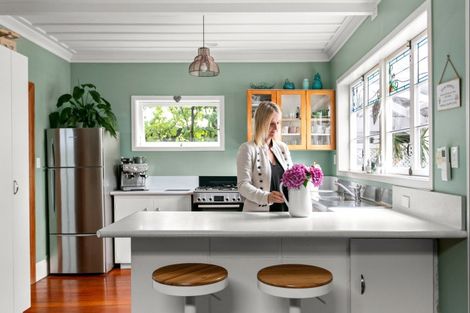 Photo of property in 436 Aberdeen Road, Gisborne, 4010
