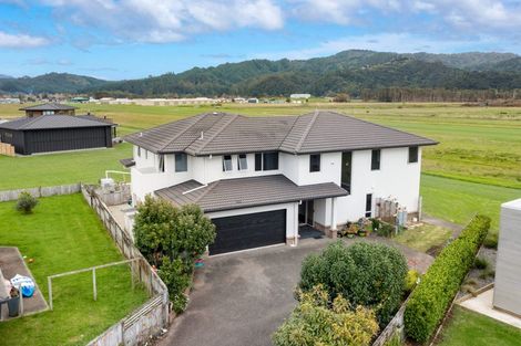 Photo of property in 7 Yankee Lane, Whitianga, 3510