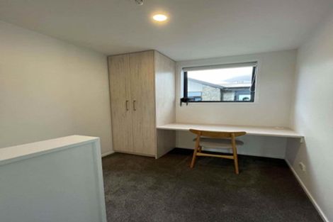 Photo of property in 17/10 Fathom Place, Te Atatu Peninsula, Auckland, 0610