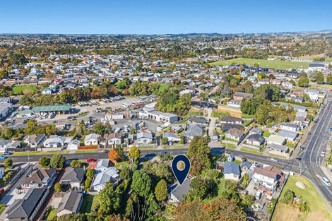 Photo of property in 198 Seaview Road, Westown, New Plymouth, 4310