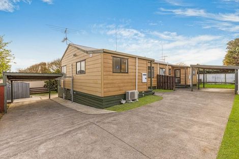 Photo of property in 15 View Road, Waiuku, 2123