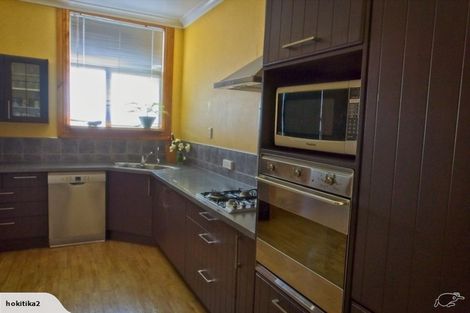 Photo of property in 102 Gibson Quay, Hokitika, 7810