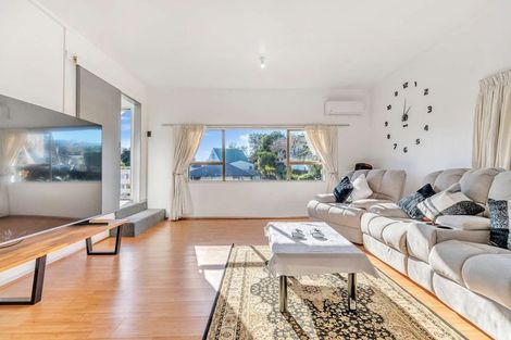 Photo of property in 11 Dunton Drive, Welcome Bay, Tauranga, 3112