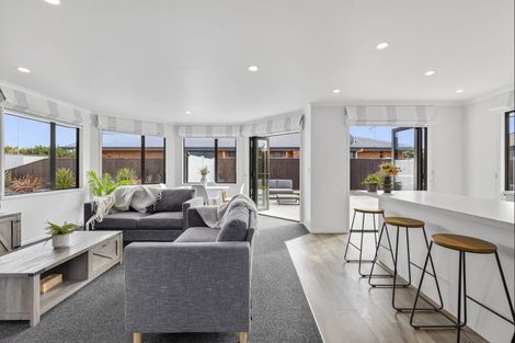 Photo of property in 7 Sanderlane Drive, Motueka, 7120
