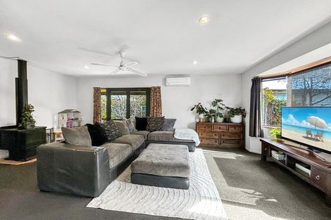 Photo of property in 98 Woodham Road, Linwood, Christchurch, 8062