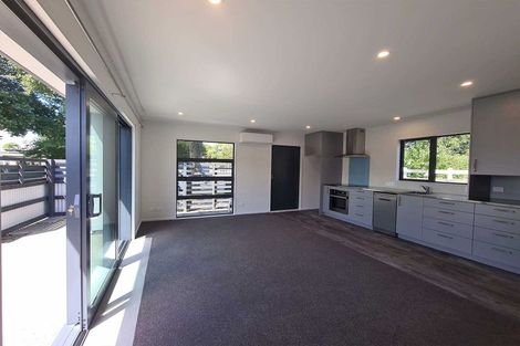 Photo of property in 1/11 Defoe Place, Waltham, Christchurch, 8023