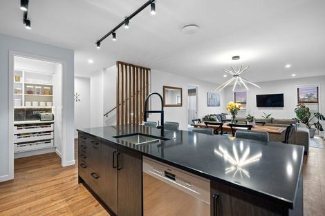 Photo of property in 2a Roland Road, Greenhithe, Auckland, 0632