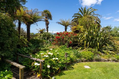 Photo of property in 18 Cliff Road, Tasman, Upper Moutere, 7173
