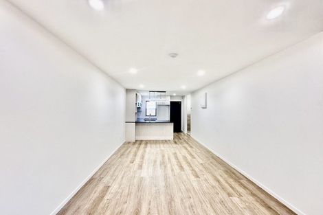 Photo of property in 50d Greenmeadows Avenue, Manurewa East, Auckland, 2102