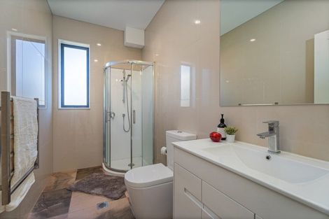 Photo of property in 70 Pinehurst Drive, Pauanui, Hikuai, 3579