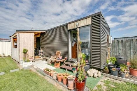 Photo of property in 7 Merton Crescent, Pirimai, Napier, 4112