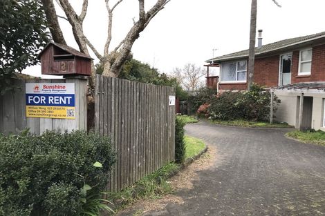 Photo of property in 3 Sunset Road, Totara Vale, Auckland, 0632