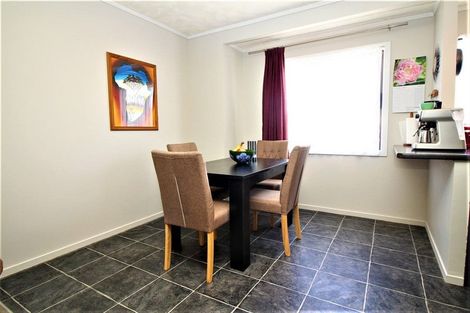 Photo of property in 17 Garelja Road, Henderson, Auckland, 0612
