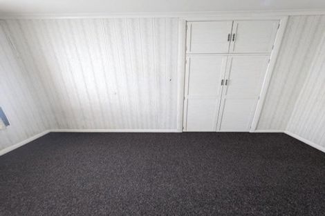Photo of property in 37 Mako Mako Road, Levin, 5510