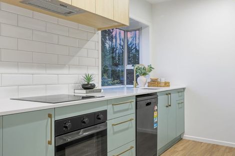 Photo of property in 32 Claridges Road, Casebrook, Christchurch, 8051