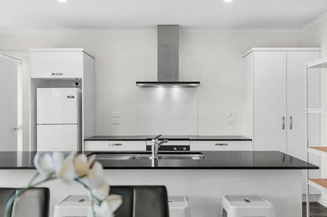 Photo of property in 11 George Square West, Wigram, Christchurch, 8025