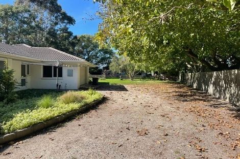 Photo of property in 220 Russley Road, Avonhead, Christchurch, 8042