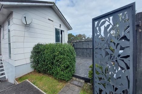 Photo of property in 1/46 Chippendale Crescent, Birkdale, Auckland, 0626