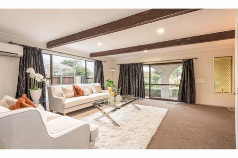 Photo of property in 405 Avonhead Road, Avonhead, Christchurch, 8042
