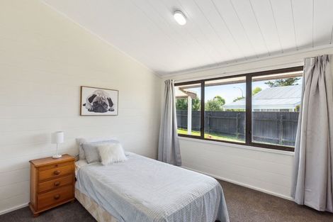 Photo of property in 46 Hollis Road, Paraparaumu Beach, Paraparaumu, 5032