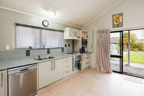 Photo of property in 54 Roy Street, Palmerston North, 4410