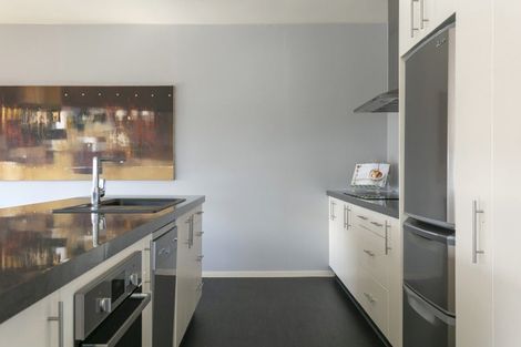 Photo of property in 2/7 Ngamotu Road, Taupo, 3330