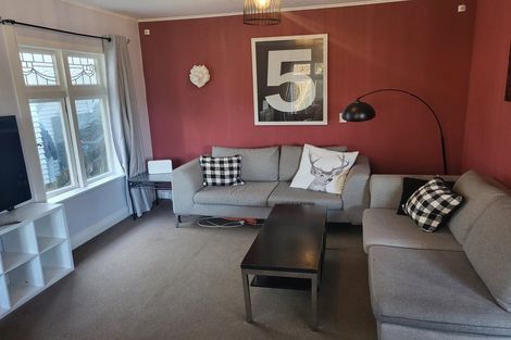 Photo of property in 1-3/100 Overtoun Terrace, Hataitai, Wellington, 6021