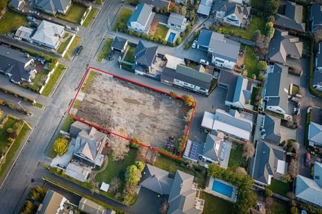 Photo of property in 17 Plynlimon Road, Fendalton, Christchurch, 8052