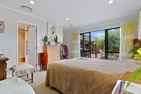 Photo of property in 9 Mohill Place, East Tamaki Heights, Auckland, 2016