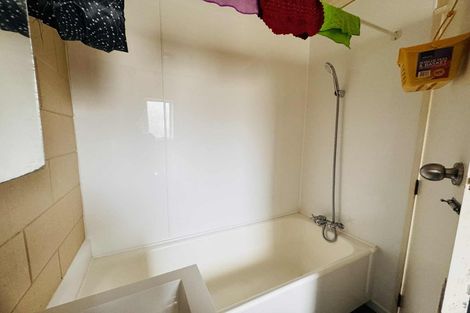 Photo of property in 3/299 Ruahine Street, Terrace End, Palmerston North, 4410