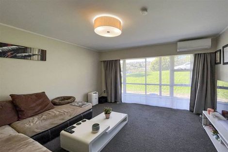 Photo of property in 10f1 Petherick Crescent, Johnsonville, Wellington, 6037
