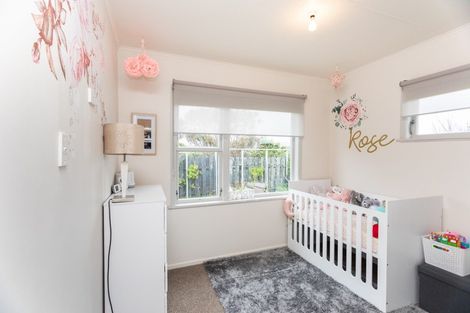 Photo of property in 8 Pennant Grove, Titahi Bay, Porirua, 5022