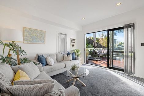 Photo of property in 49 Holliss Avenue, Cashmere, Christchurch, 8022