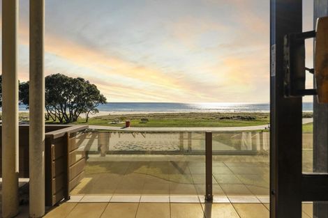 Photo of property in 76 Marine Parade, Mount Maunganui, 3116