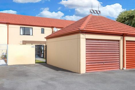 Photo of property in 42 Stanmore Road, Phillipstown, Christchurch, 8011