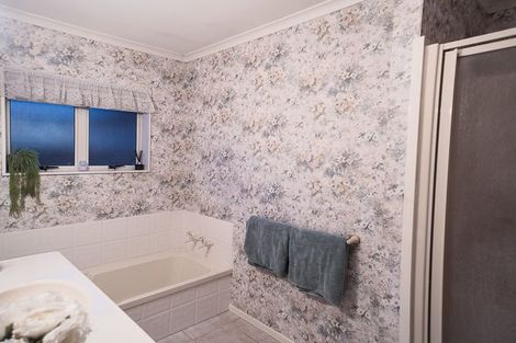 Photo of property in 37 Luculia Drive, Mount Maunganui, 3116